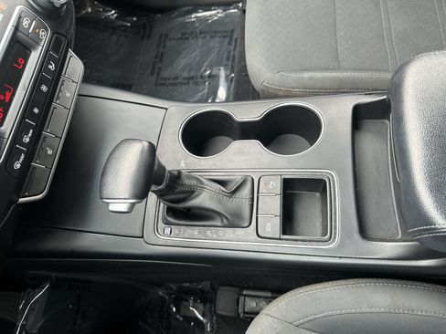 Used 2020 Kia Sorento LX w/ LX I4 Convenience Package FWD image 21