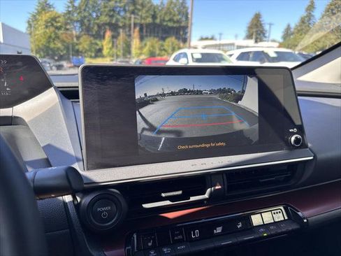 Certified 2024 Toyota Prius Prime FWD image 26
