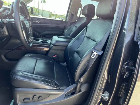 Used 2017 GMC Yukon SLT w/ Open Road Package image 36