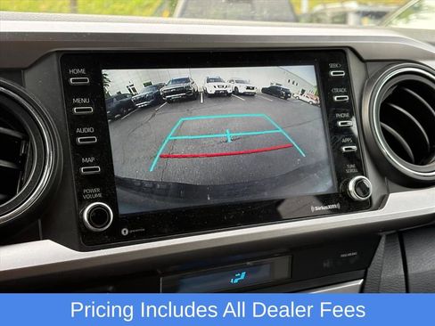 Used 2023 Toyota Tacoma SR5 AWD/4WD image 9