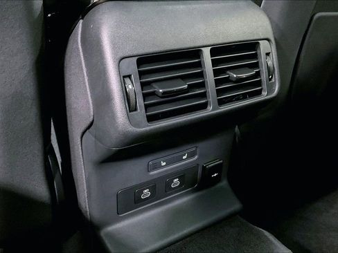 Used 2026 Land Rover Range Rover Velar Dynamic SE AWD/4WD image 10
