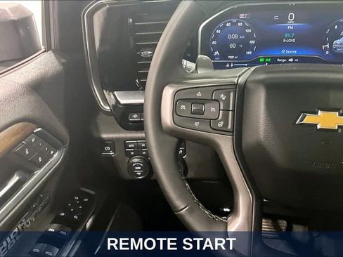 Used 2024 Chevrolet Silverado 1500 High Country w/ High Country Premium Package AWD/4WD image 16