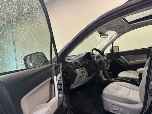 Used 2015 Subaru Forester 2.5i Premium w/ All-Weather Package image 21