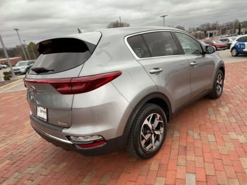 Used 2022 Kia Sportage LX FWD image 9