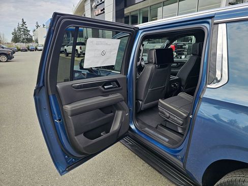 New 2026 GMC Yukon XL Elevation w/ Elevation Premium Package image 16