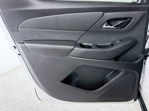 Used 2020 Chevrolet Traverse RS FWD image 23