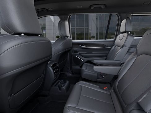 New 2026 Jeep Grand Cherokee L Limited image 23