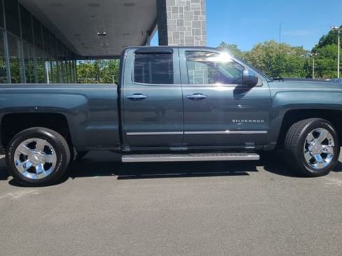 Used 2018 Chevrolet Silverado 1500 LTZ Z71 AWD/4WD image 10