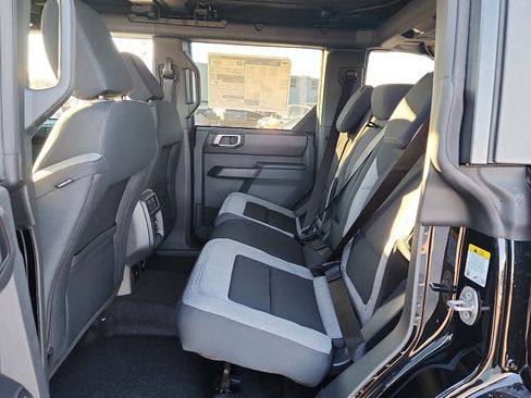 New 2025 Ford Bronco Big Bend image 6