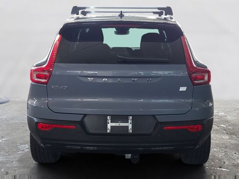 Certified 2023 Volvo XC40 Recharge Ultimate image 6