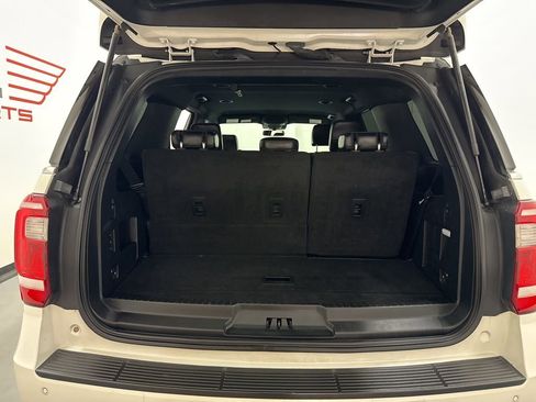 Used 2020 Ford Expedition XLT w/ Equipment Group 201A image 16
