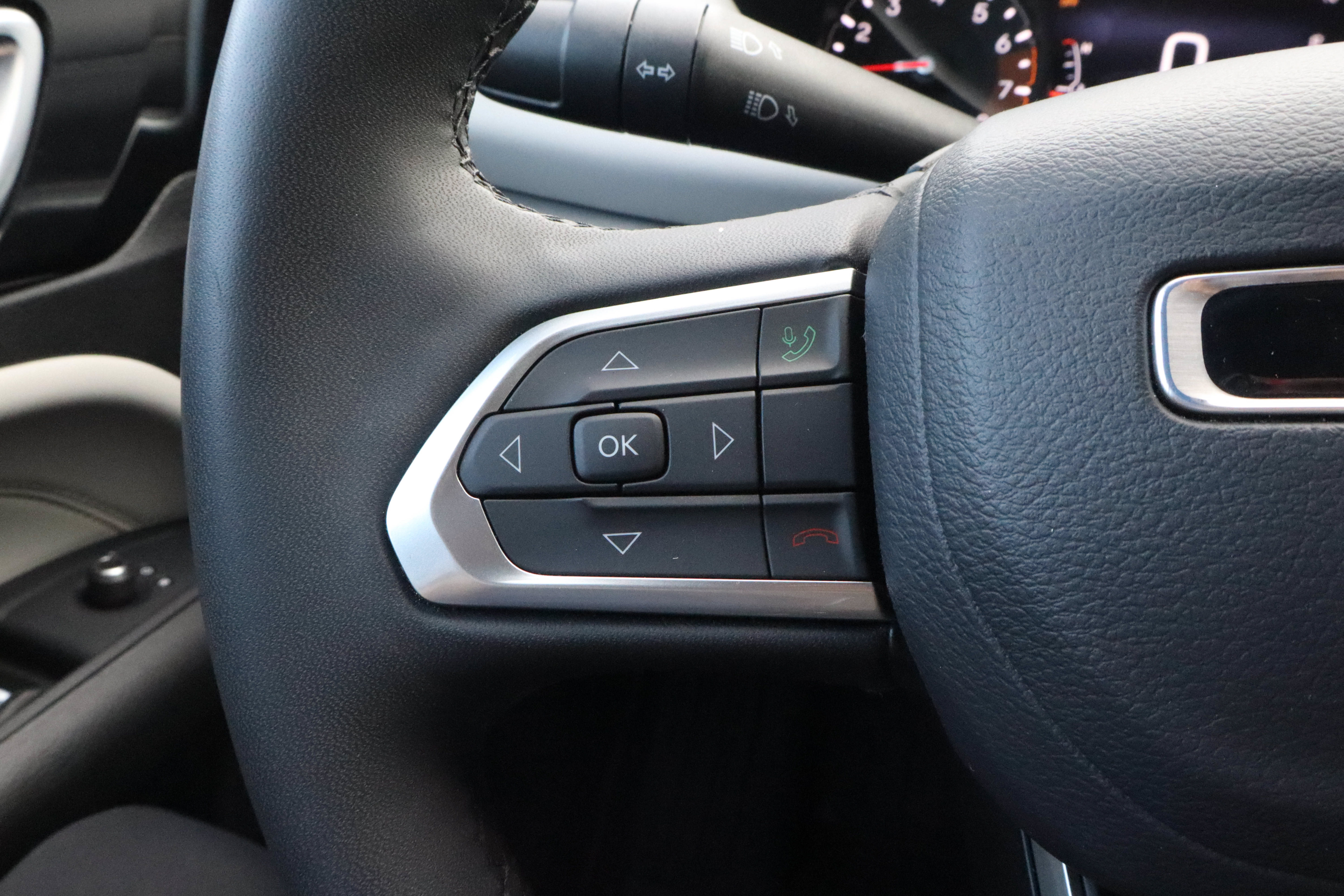 Used 2025 Jeep Compass Limited AWD/4WD image 26