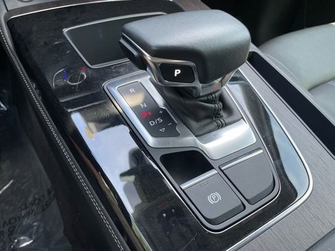 Used 2022 Audi Q5 2.0T Premium Plus image 18