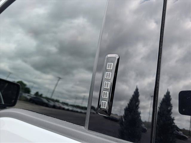 Used 2023 Ford F150 Raptor AWD/4WD image 12