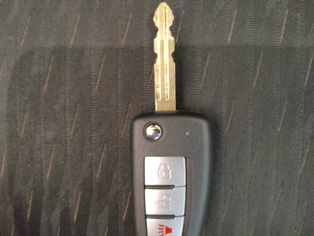 Used 2020 Nissan Rogue S AWD/4WD image 32