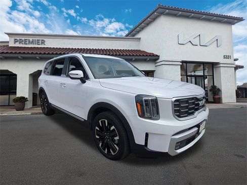 Certified 2024 Kia Telluride SX Prestige w/ Towing Package image 2