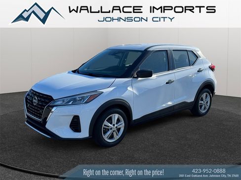 Used 2023 Nissan Kicks S image 2