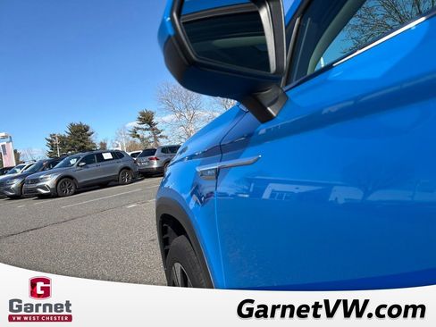Certified 2023 Volkswagen Taos SE image 29