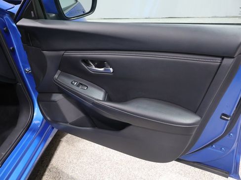 Used 2024 Nissan Sentra SV image 25