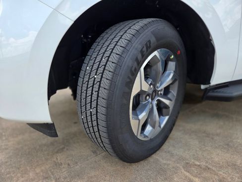 New 2027 Ford Expedition Active RWD image 39