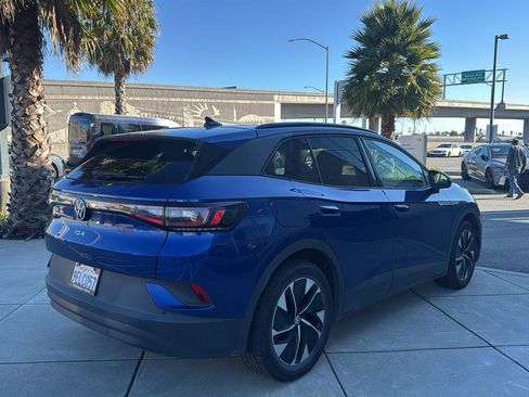 Used 2022 Volkswagen ID.4 Pro S image 6