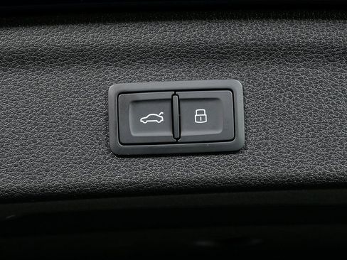 Used 2021 Audi Q3 2.0T Premium Plus w/ Premium Plus Package image 30