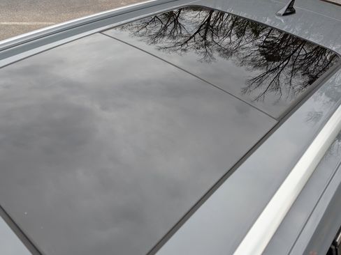 Used 2025 Volkswagen Atlas Cross Sport SEL Premium R-Line image 14