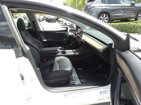 Used 2023 Tesla Model 3 Standard Range RWD image 23