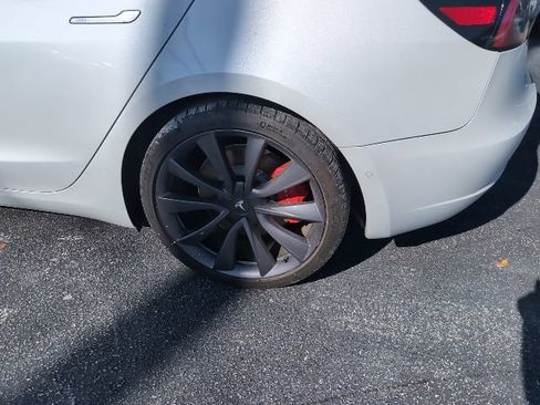 Used 2020 Tesla Model 3 Performance image 7