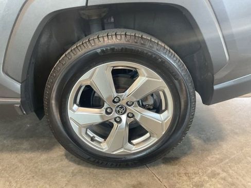 Used 2021 Toyota RAV4 AWD Hybrid image 7