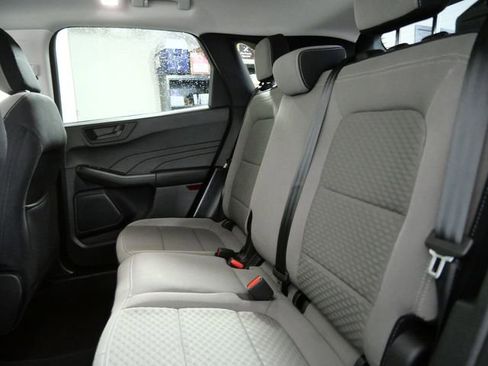 Certified 2022 Ford Escape SE w/ Cold Weather Package image 14