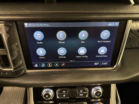 Used 2021 GMC Yukon XL Denali w/ Denali Ultimate Package AWD/4WD image 9