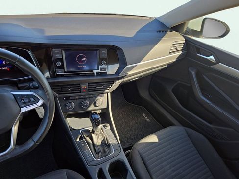 Used 2024 Volkswagen Jetta S image 22