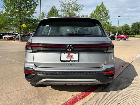 Used 2025 Volkswagen Taos S image 7
