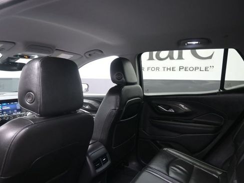 Used 2023 GMC Terrain SLT FWD image 24