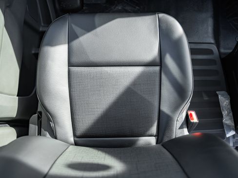 New 2026 Ford Transit 250 148 Medium Roof image 29