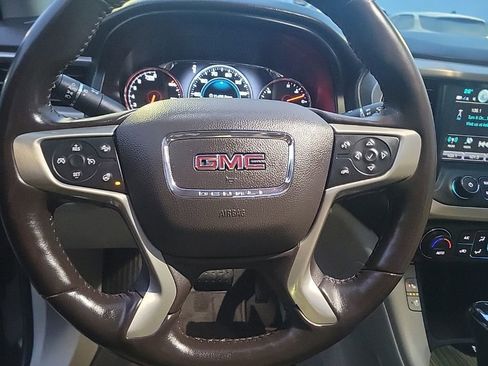 Used 2018 GMC Acadia Denali w/ Technology Package image 25