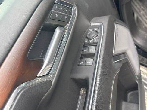 Used 2024 GMC Sierra 2500 Denali w/ Denali Reserve Package AWD/4WD image 19