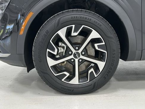 Used 2024 Kia Sportage EX AWD/4WD image 14