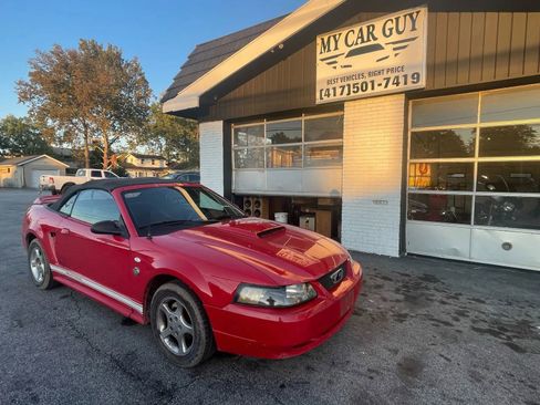 Used 2004 Ford Mustang Deluxe Convertible image 14