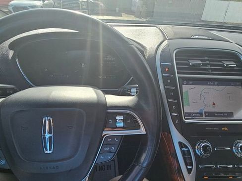 Used 2020 Lincoln Nautilus Reserve w/ Equipment Group 201A AWD/4WD image 12