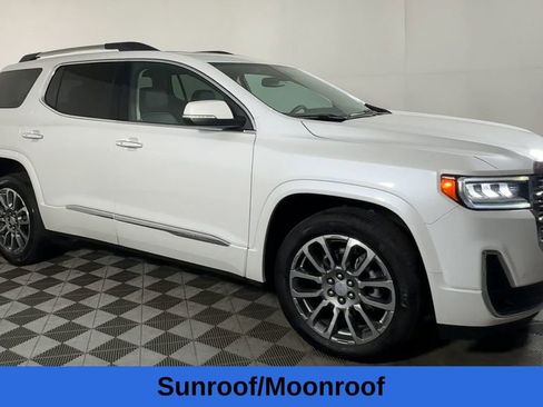 Used 2023 GMC Acadia Denali image 5