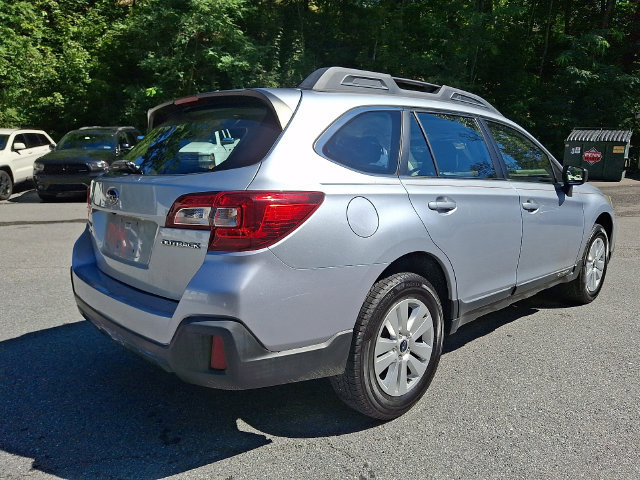 Used 2019 Subaru Outback 2.5i AWD/4WD image 11