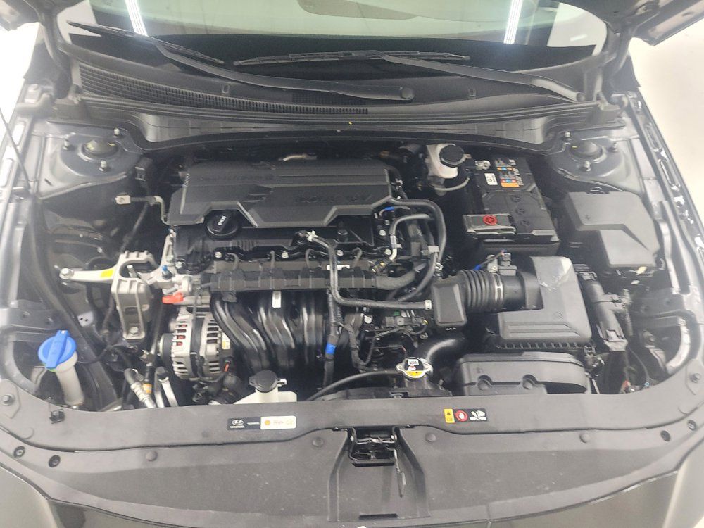Used 2024 Hyundai Elantra SE FWD image 30