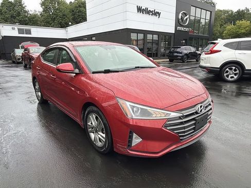 Used 2019 Hyundai Elantra SEL FWD image 2