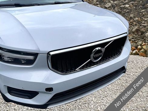 Used 2020 Volvo XC40 T5 Momentum w/ Premium Package AWD/4WD image 20