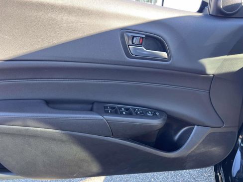 Used 2020 Acura ILX image 17