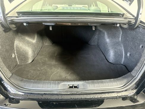 Used 2025 Nissan Altima 2.5 SV FWD image 27