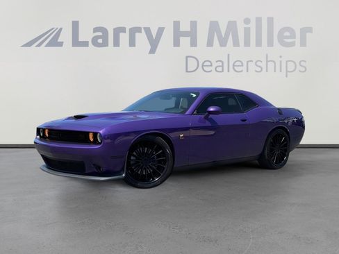 Used 2019 Dodge Challenger R/T Scat Pack w/ Driver Convenience Group RWD image 1