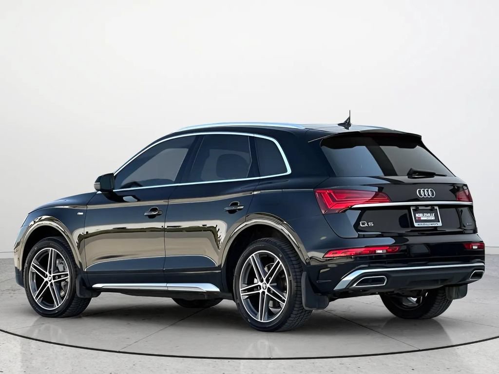 Used 2021 Audi Q5 e Prestige w/ Prestige Package AWD/4WD image 3